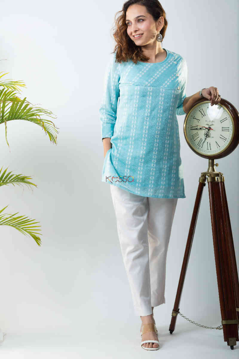 Image for Kusvaa Ws802 Ayoni Dobby Cotton Short Kurti Look 1