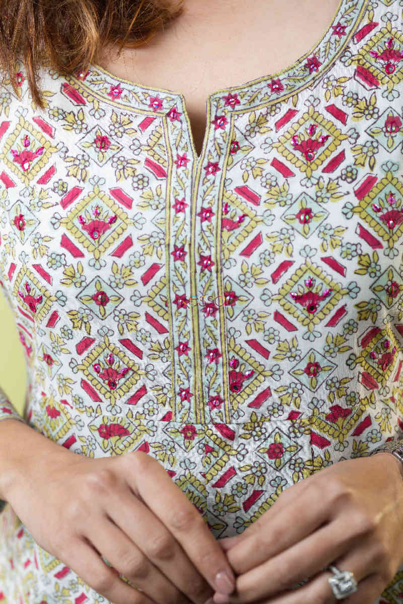 Image for Kusvaa Wsr261 Ameya Kalidaar Block Print Kurta Neck
