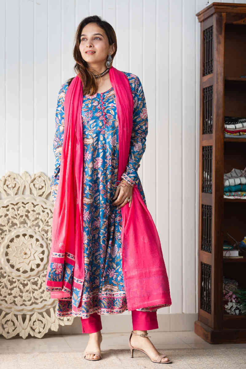 Image for Kusvaa Wsr262 Artha Kalidaar A Line Kurta With Dupatta Front 1