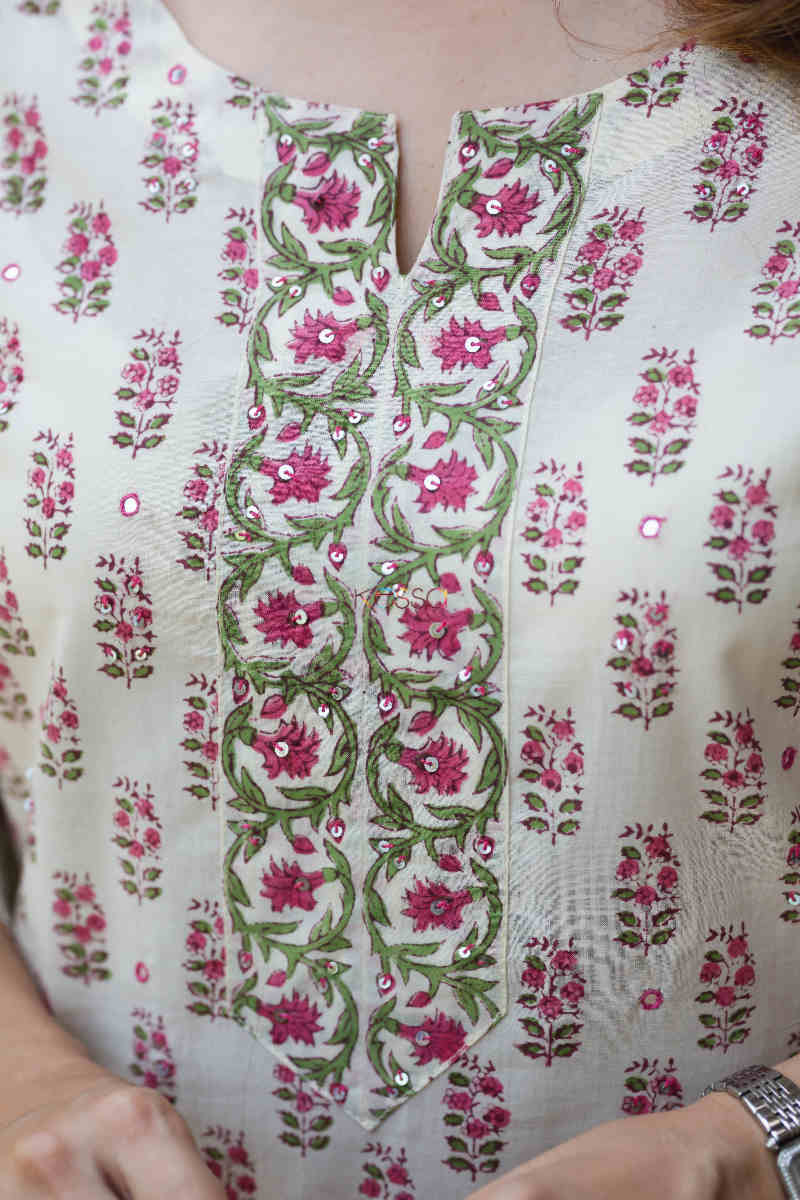 Image for Kusvaa Wsr274 Aarna Block Printed Kurta Pant Set Neck