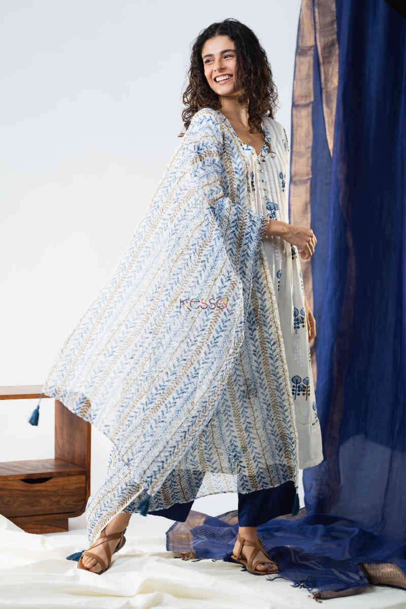 Image for Kusvaa Avdaf94 Dhara Cotton Kurta With Kota Doria Dupatta Dupatta