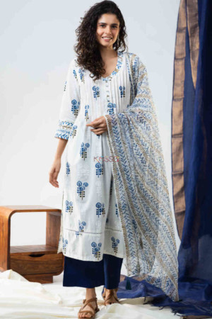 Image for Kusvaa Avdaf94 Dhara Cotton Kurta With Kota Doria Dupatta Featured
