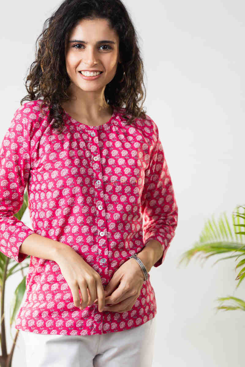 Image for Kusvaa Avdaf98 Mughdha Short Block Print Top Look