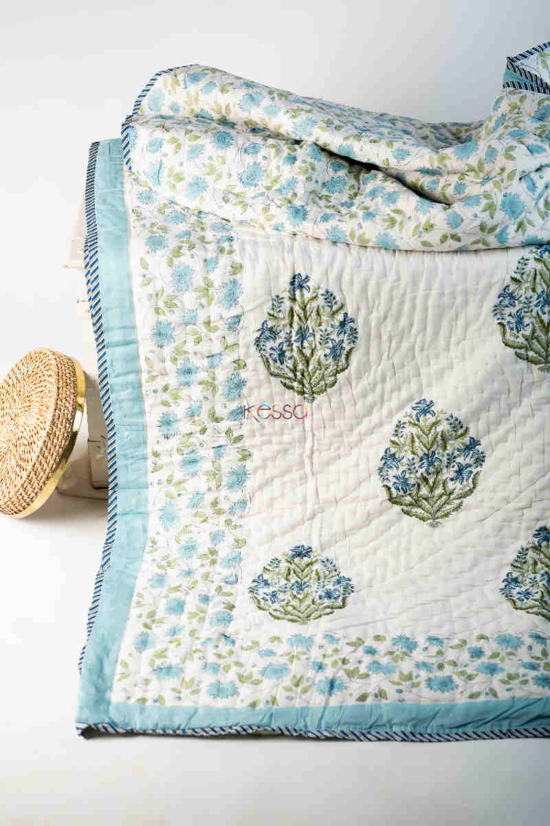Image for Kusvaa Kaq170 Sinbad Blue And Green Smoke Double Bed Quilt Featured