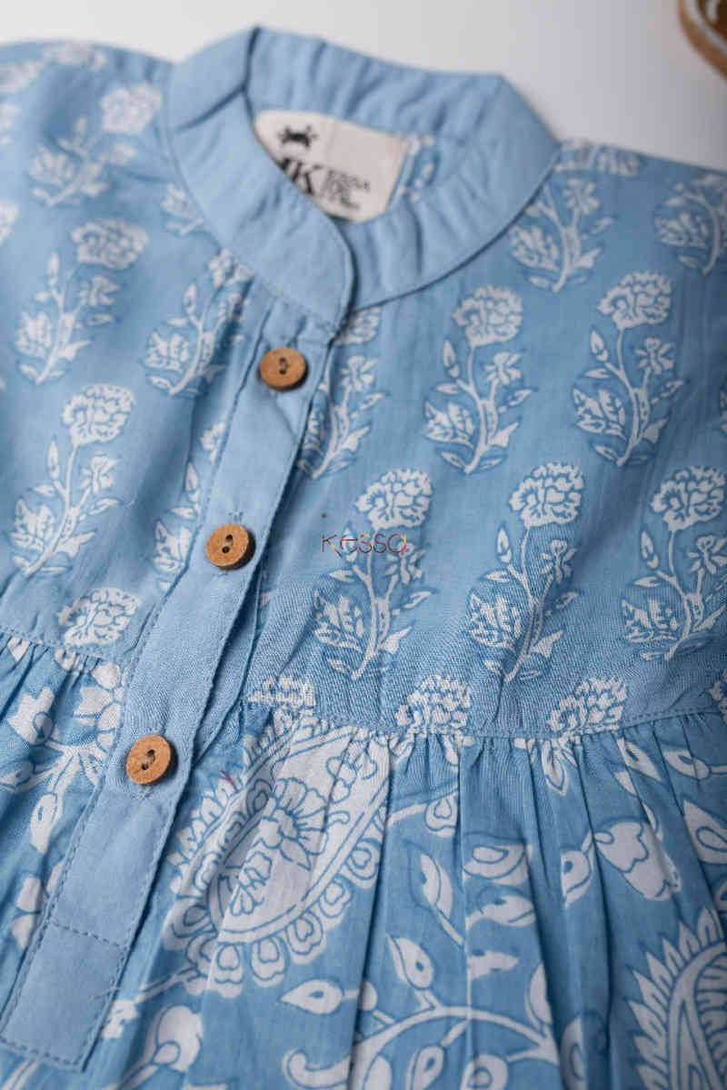 Image for Kusvaa Mbe01 Krutagya Cotton Girls Frock Closeup