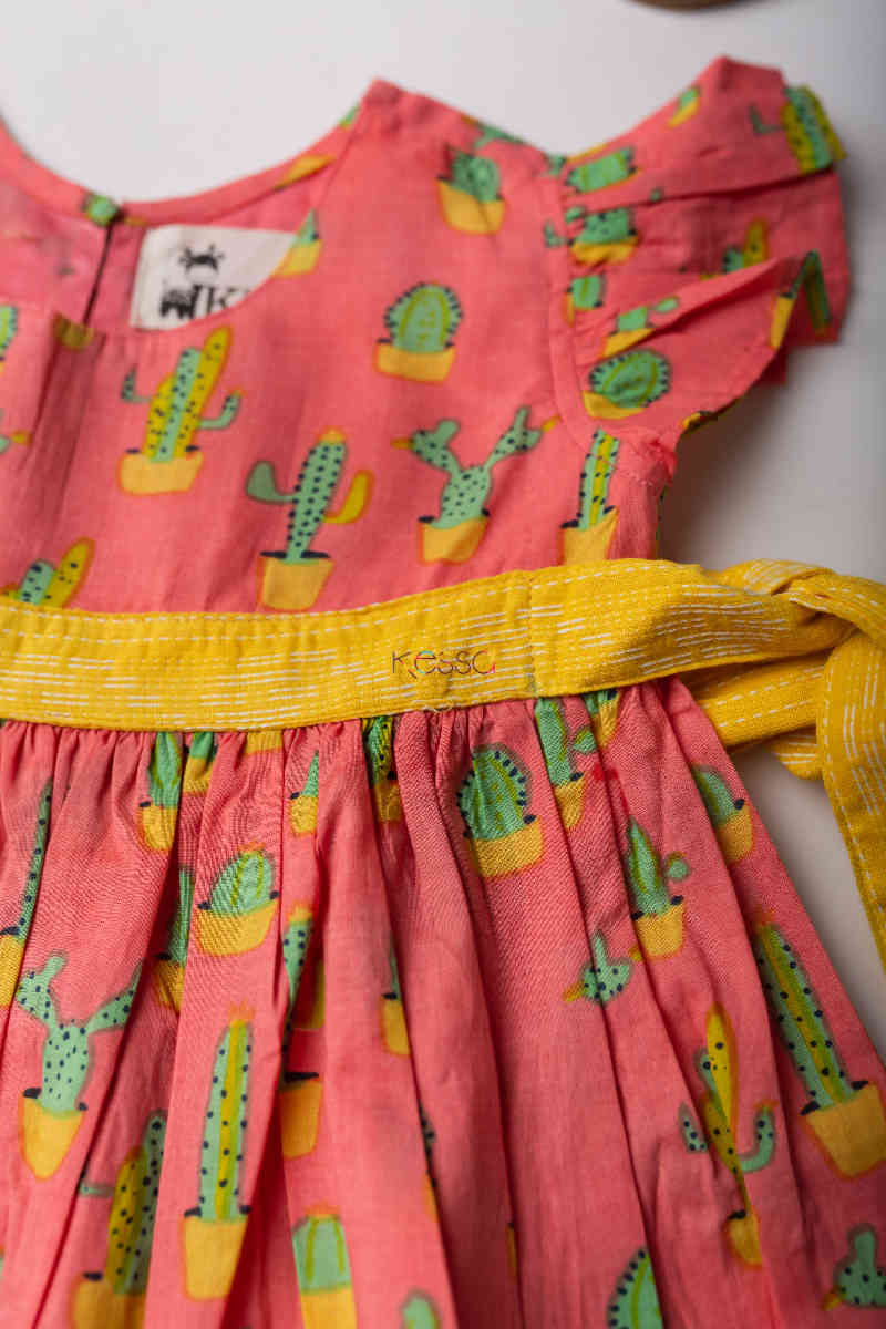 Image for Kusvaa Mbe02 Klinkari Cotton Girls Frock Closeup