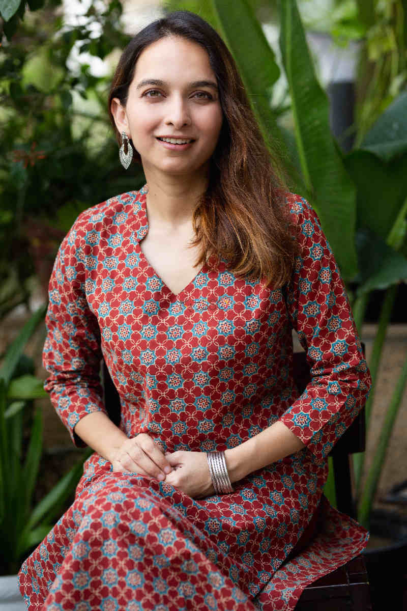 Image for Kusvaa Taf75 Kashta Regular Wear Straight Fit Kurta Sitting 1