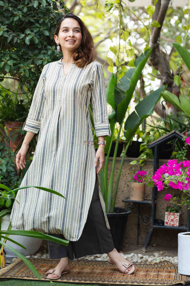 Image for Kusvaa Ws825 Shyla Handloom Cotton Straight Kurta Front
