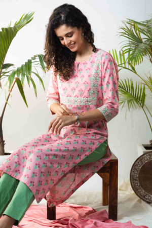 Image for Kusvaa Avdaf103 Ramya Cotton Straight Fit Kurta Featured