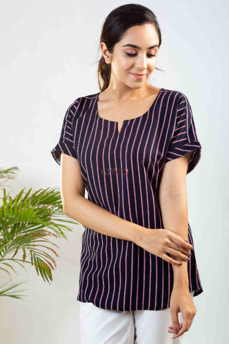Image for Kusvaa De134 Krtvi Short Stripe Top Top