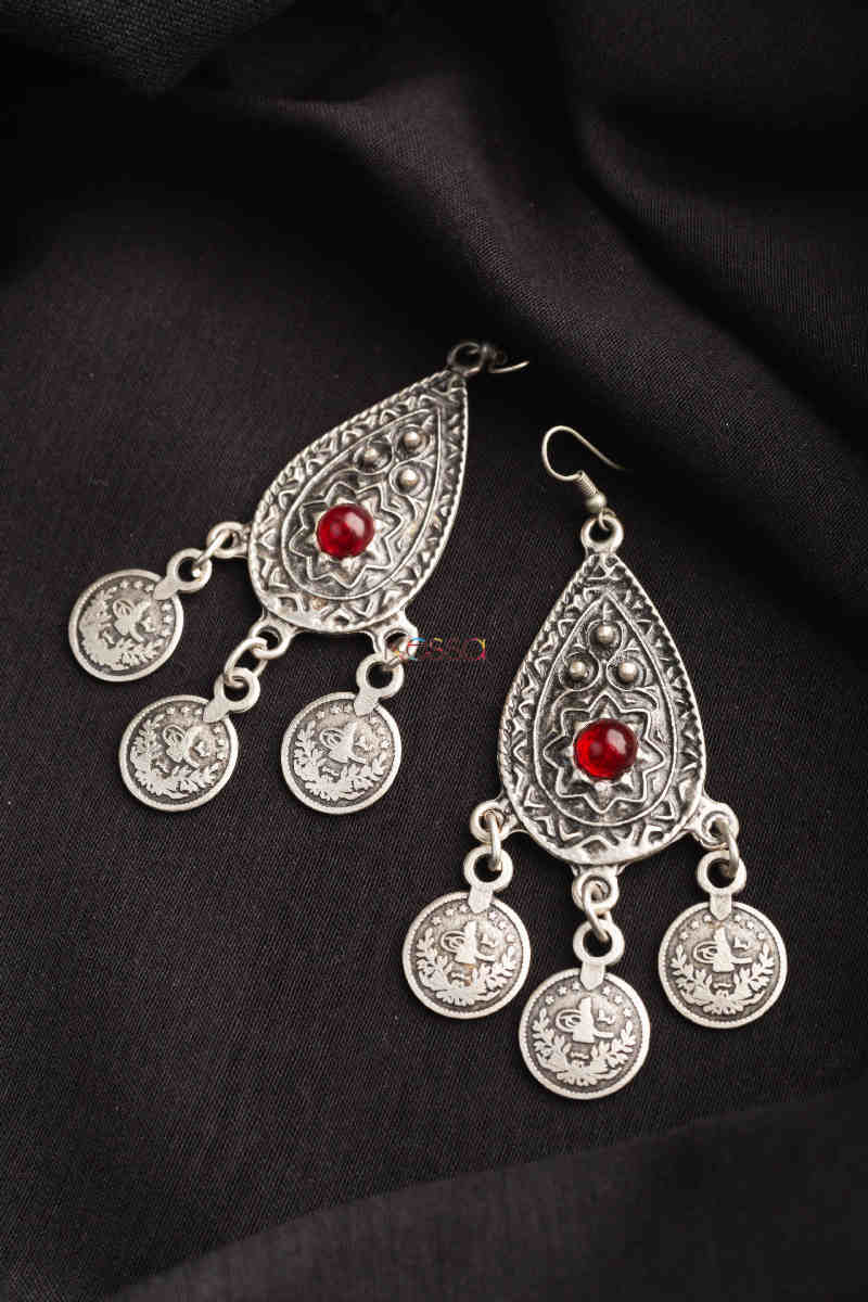 Image for Kusvaa Kpe172 Turkish Tribal Drop Earrings Red