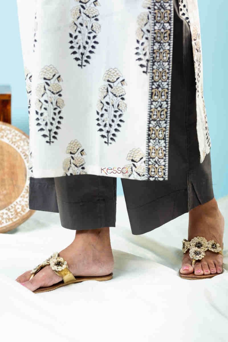 Image for Kusvaa Kuoj171 Kshobhini Kurta With Mulmul Dupatta And Pant Bottom