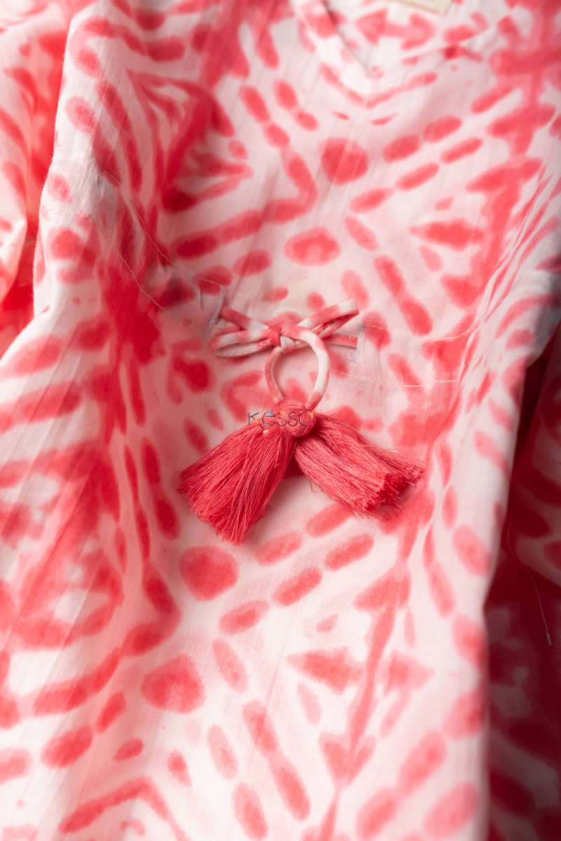 Image for Kusvaa Mbe06 Amu Dariya Girls Kaftan Closeup 2