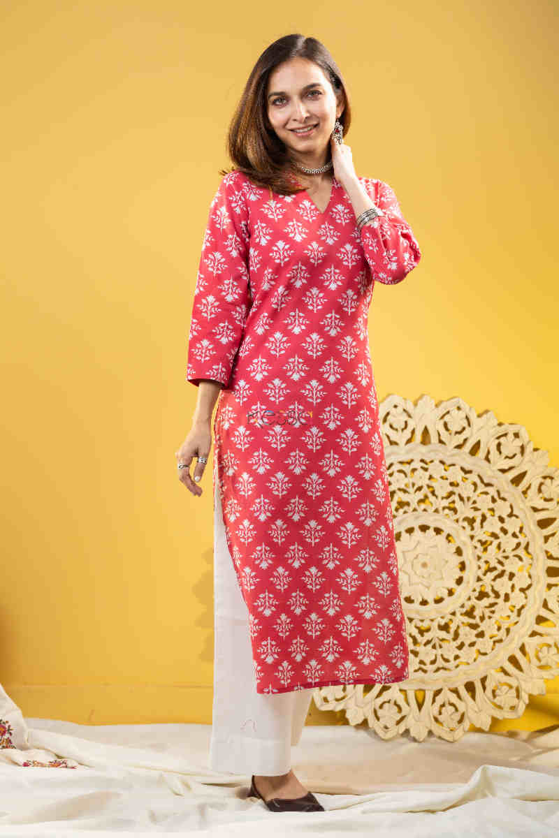 Image for Kusvaa Taf77 Ishu Regular Straight Fit Kurta Right