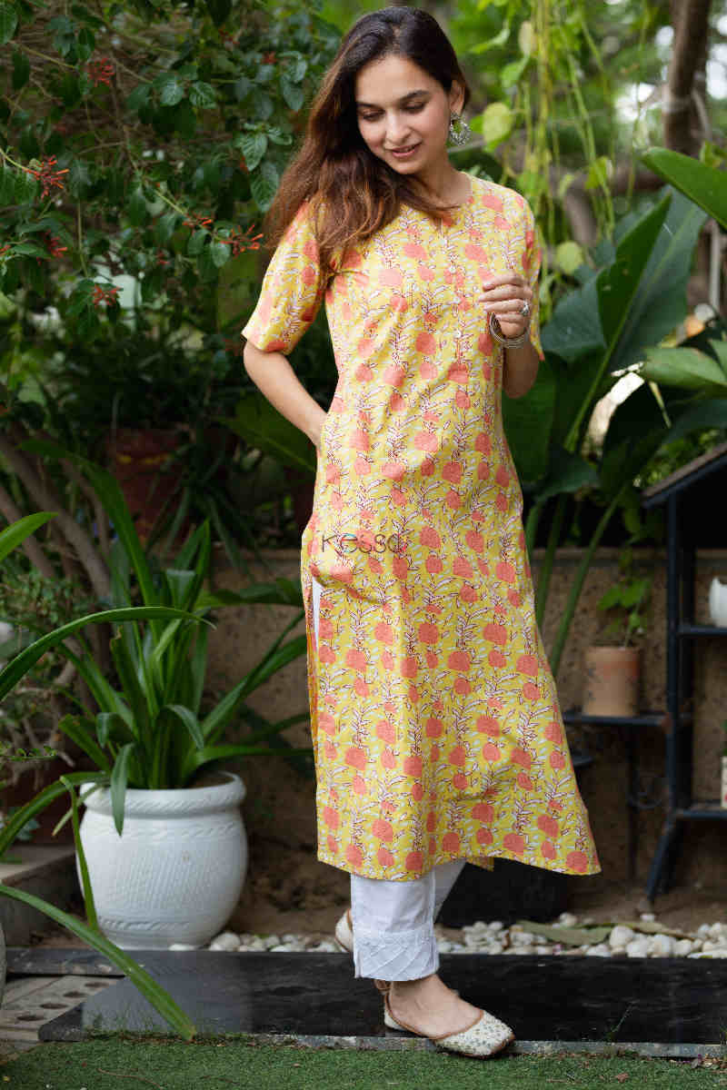 Image for Kusvaa Vcr111 Kavni Straight Fit Regular Wear Kurta Side
