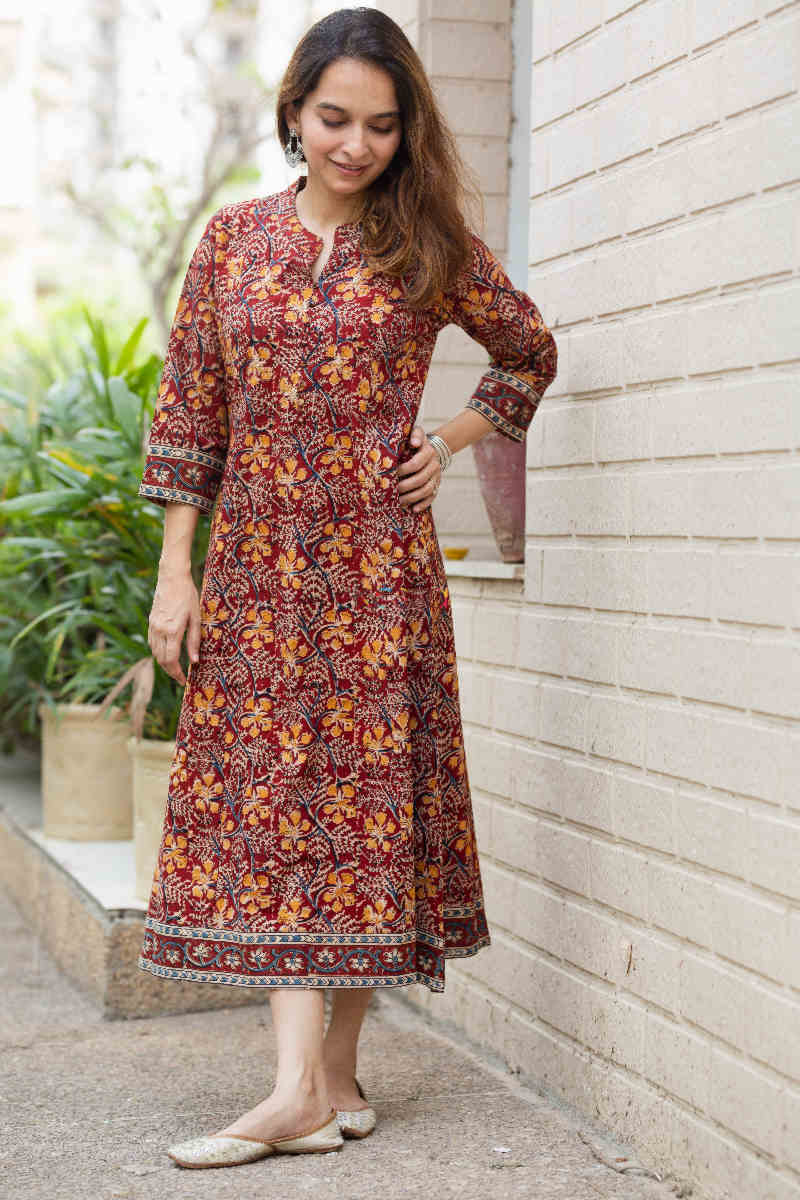 Image for Kusvaa Ws840 Aatmaja Kalamkari Mid Length Kurta Front