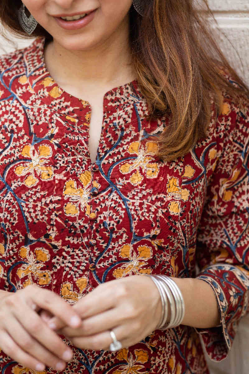 Image for Kusvaa Ws840 Aatmaja Kalamkari Mid Length Kurta Neck