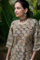 Image for Kusvaa Ws856 Adwita Kalamkari Straight Fit Kurta Closeup