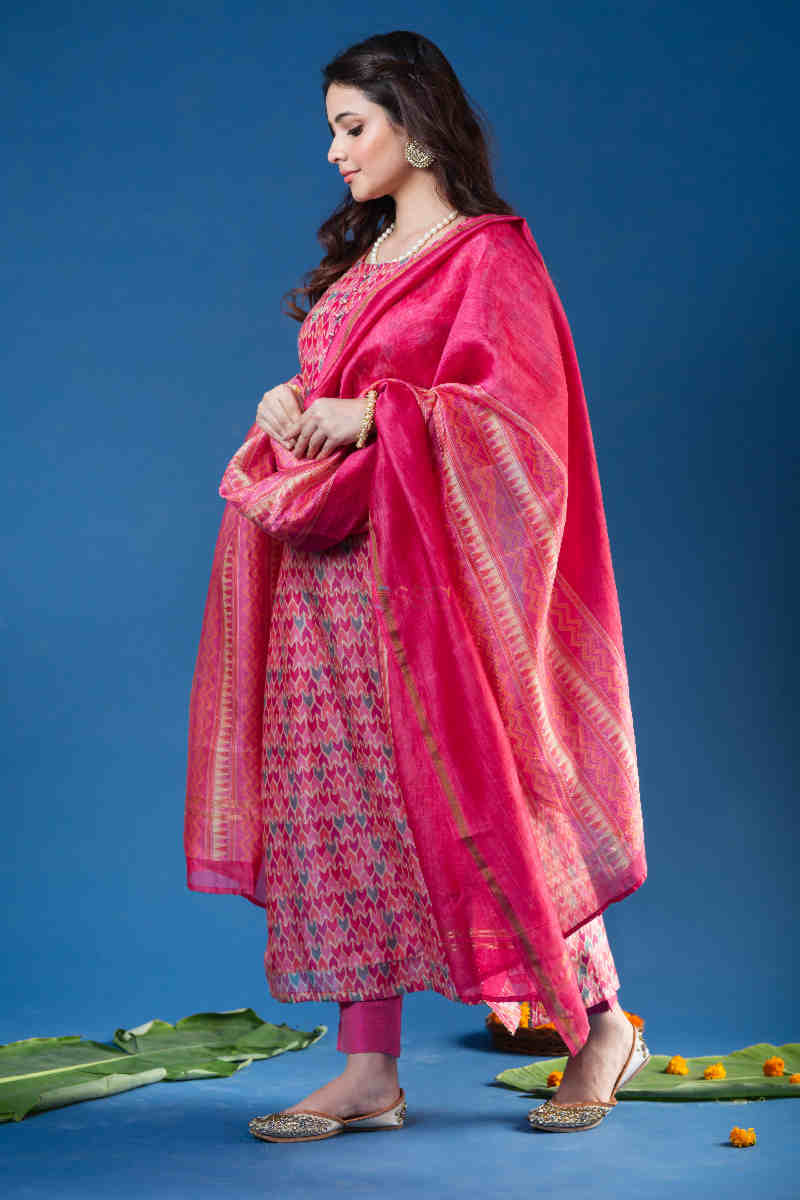 Image for Kusvaa Ws863 Adwita Chanderi Kurta With Dupatta 1 Look