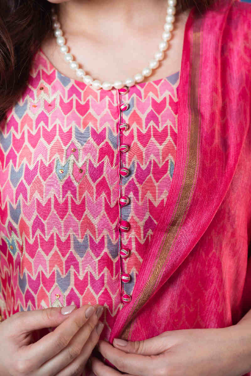 Image for Kusvaa Ws863 Adwita Chanderi Kurta With Dupatta 1 Neck