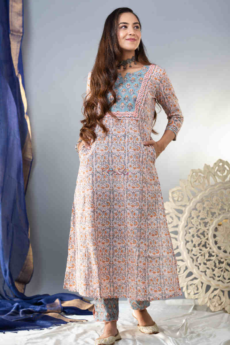 Image for Kusvaa Wsr282 Surasa Block Printed Kurta With Pant Front