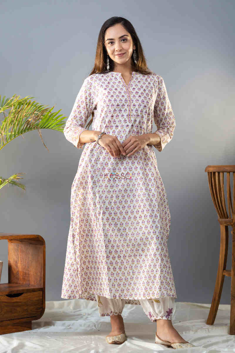 Image for Kusvaa Wsr283 Prabha Handblock Print Kurta Pant Set Look 1