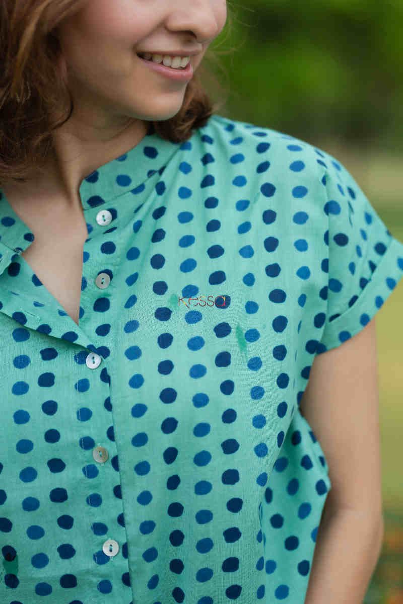 Image for Kusvaa Avdaf135 Kalynanda Shirt Style Top Closeup