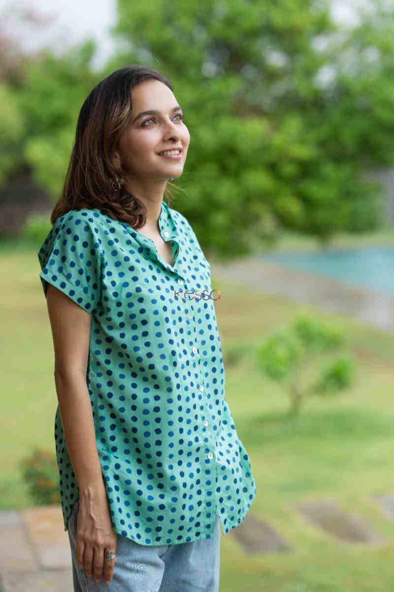 Image for Kusvaa Avdaf135 Kalynanda Shirt Style Top Side