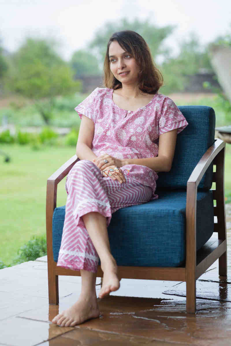 Image for Kusvaa De135 Abhati Jammies Set Sitting 1