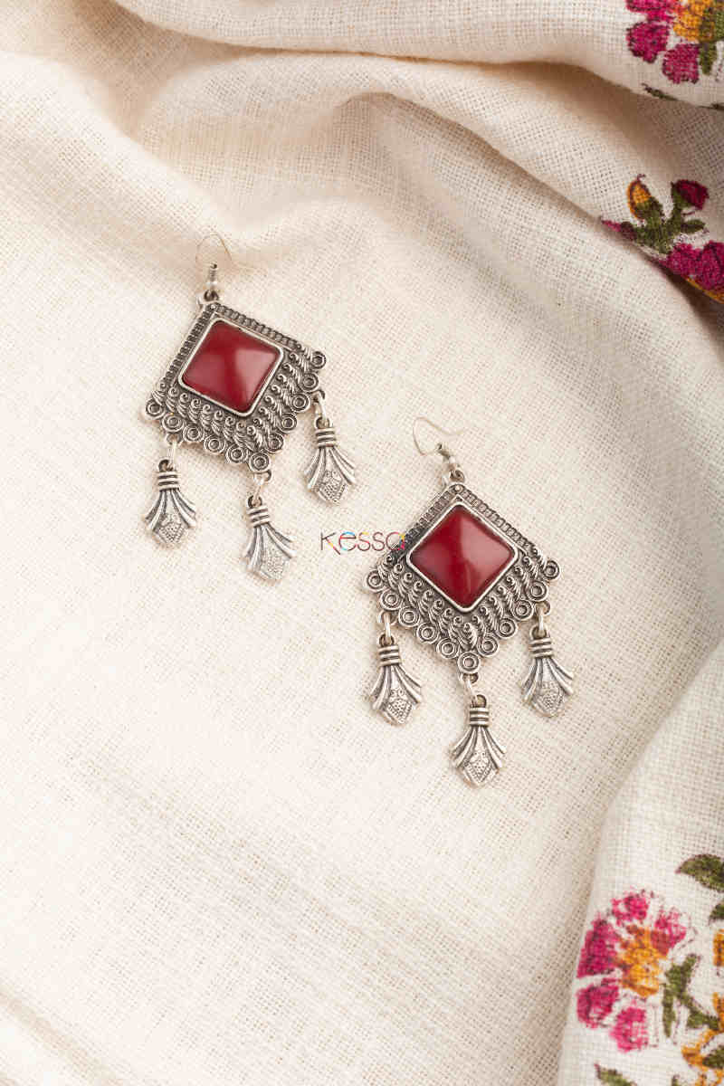 Image for Kusvaa Kpe216 Turkish Tribal Drop Earrings Red