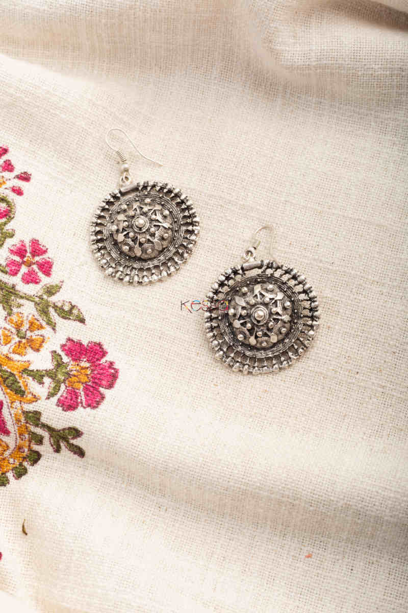 Image for Kusvaa Kpe276 Kazaki Tribal Oval Earrings