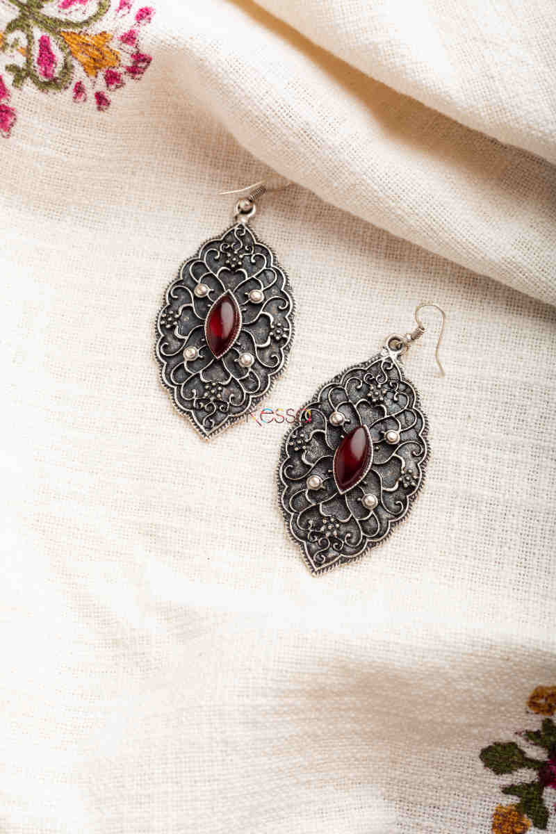 Image for Kusvaa Kpe344 Kazaki Tribal Oval Earrings