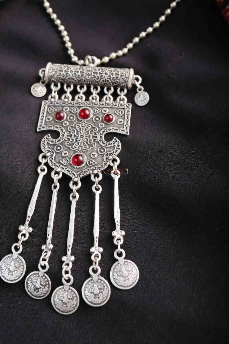 Image for Kusvaa Kpn125 Turkish Coin Necklace Closeup