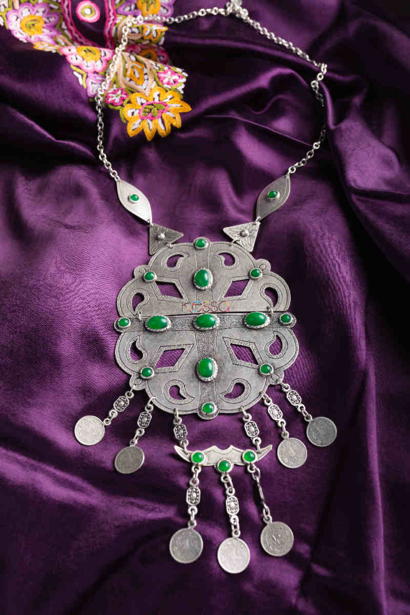 Image for Kusvaa Kpn135 Turkish Multi Stone Circular Necklace Green