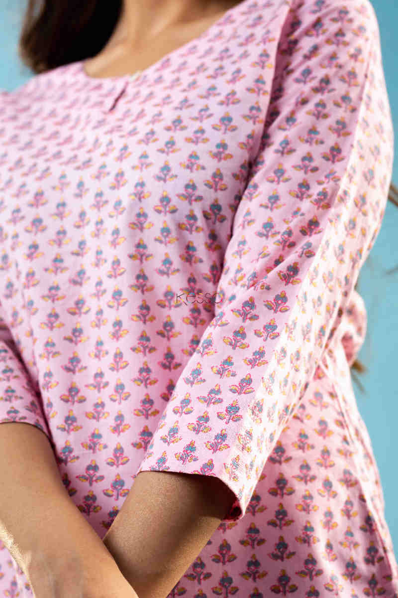 Image for Kusvaa Taf80 Aanya Cotton Straight Fit Kurta Sleeve