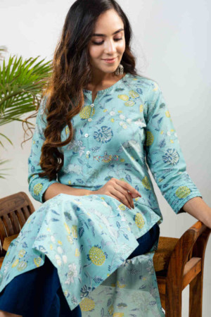 Image for Kusvaa Vcr121 Turvi Regular Straight Wear Cotton Kurta Featured 1