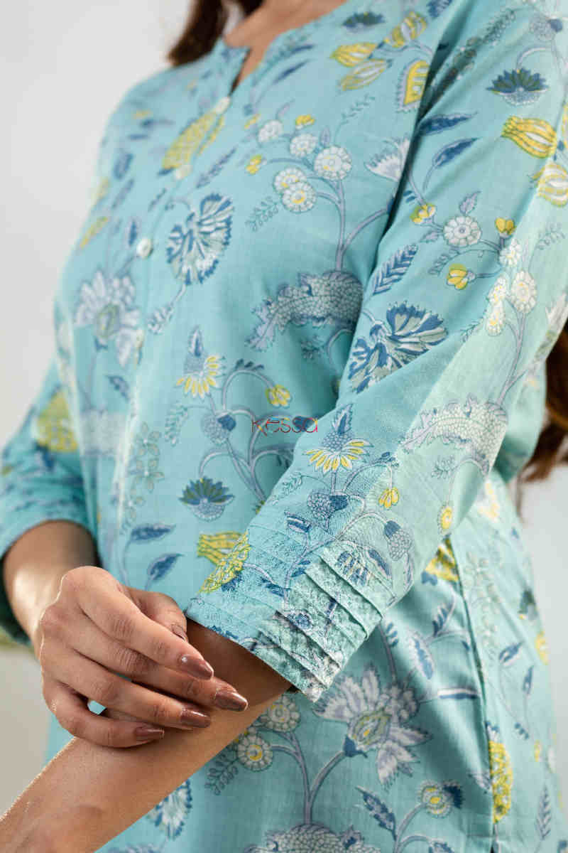 Image for Kusvaa Vcr121 Turvi Regular Straight Wear Cotton Kurta Sleeve 1