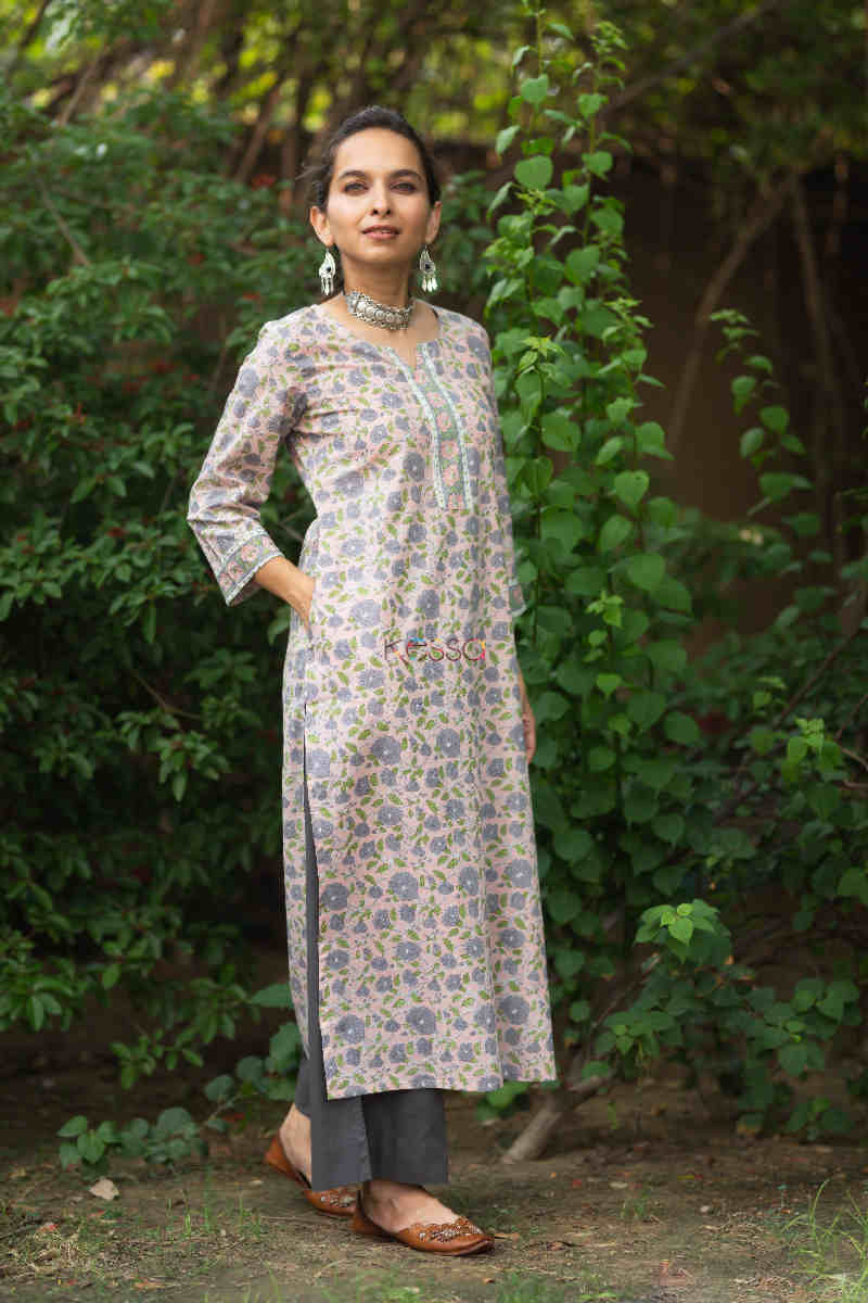 Image for Kusvaa Vcr124 Anokhi Cotton Straight Fit Kurta 1 Side