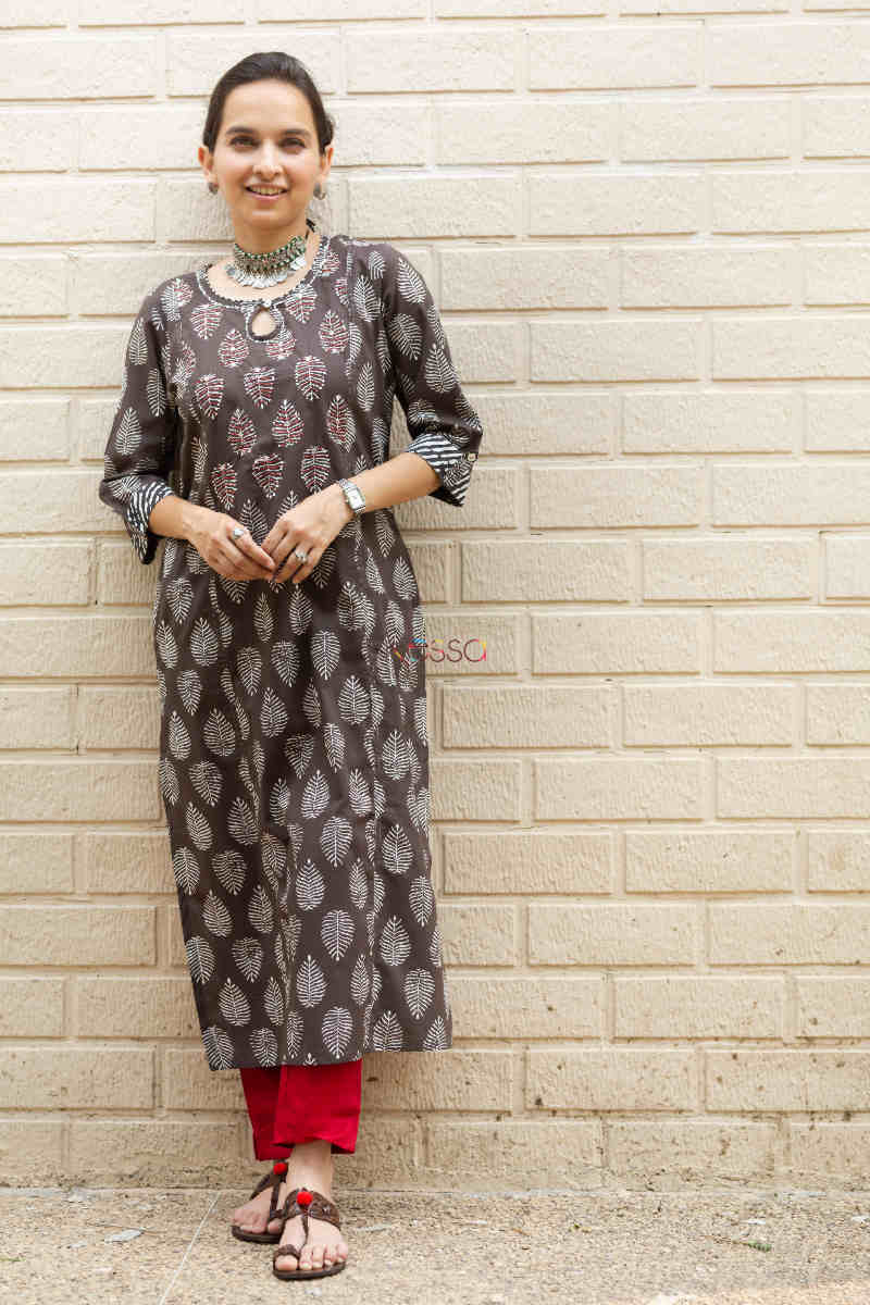 Image for Kusvaa Vcr126 Virika Cotton Straight Fit Kurta Front
