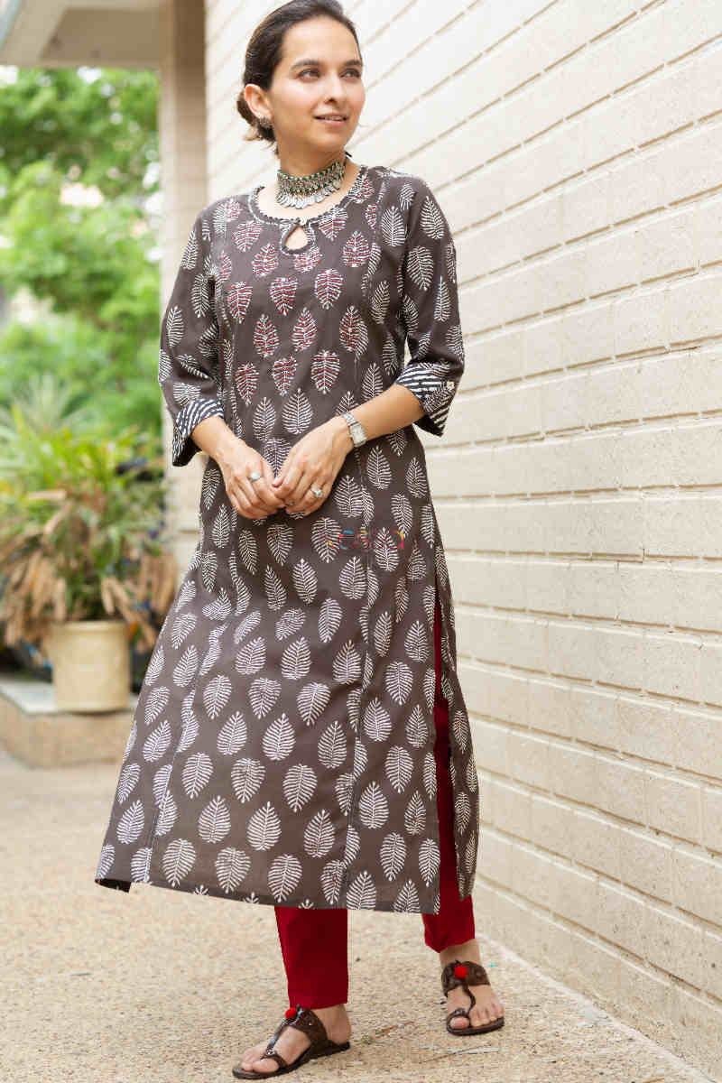 Image for Kusvaa Vcr126 Virika Cotton Straight Fit Kurta Look 2