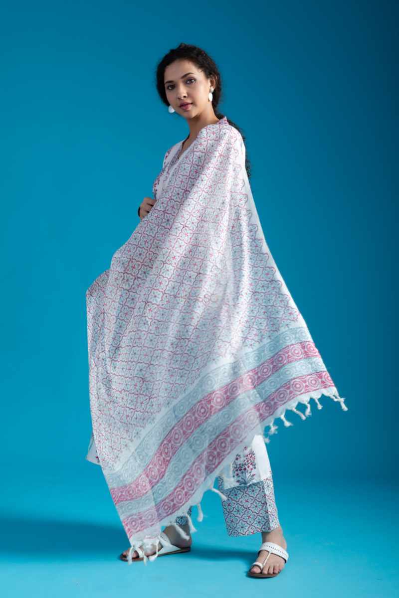 Image for Kusvaa Wsr288 Aapeksha Modal Complete Suit Set Side New