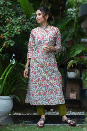 Image for Kusvaa Taf83 Charita Cotton Straight Kurta Featured