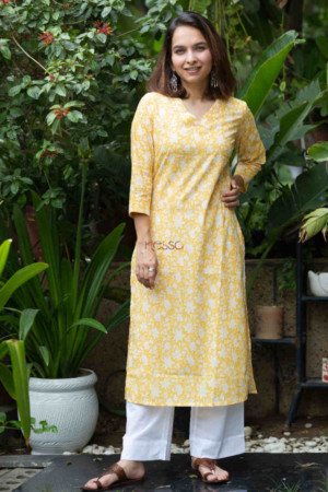Image for Kusvaa Taf84 Azha Regular Wear Cotton Kurta Featured