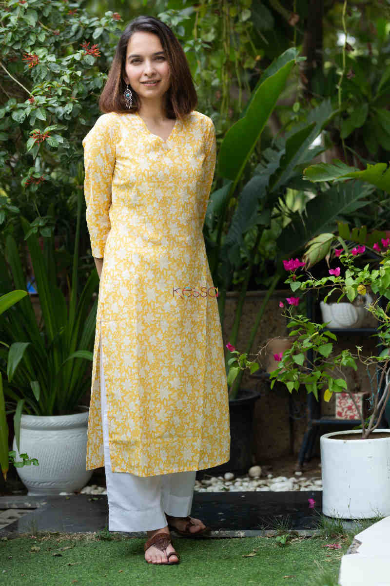 Image for Kusvaa Taf84 Azha Regular Wear Cotton Kurta Look