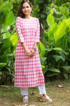 Image for Kusvaa Vcr130 Mitaksh Handblock Print Straight Kurta Featured