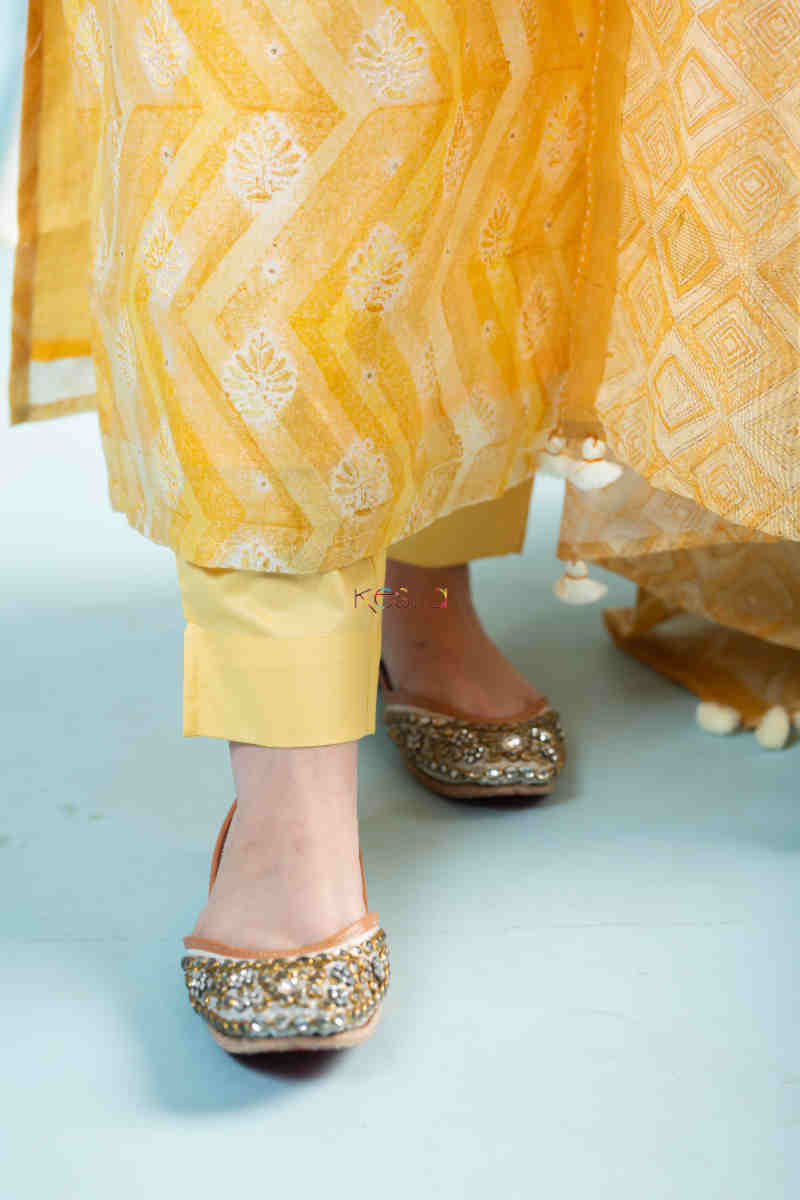 Image for Kusvaa Ws882 Namasya Chanderi Kurta Dupatta Set Bottom
