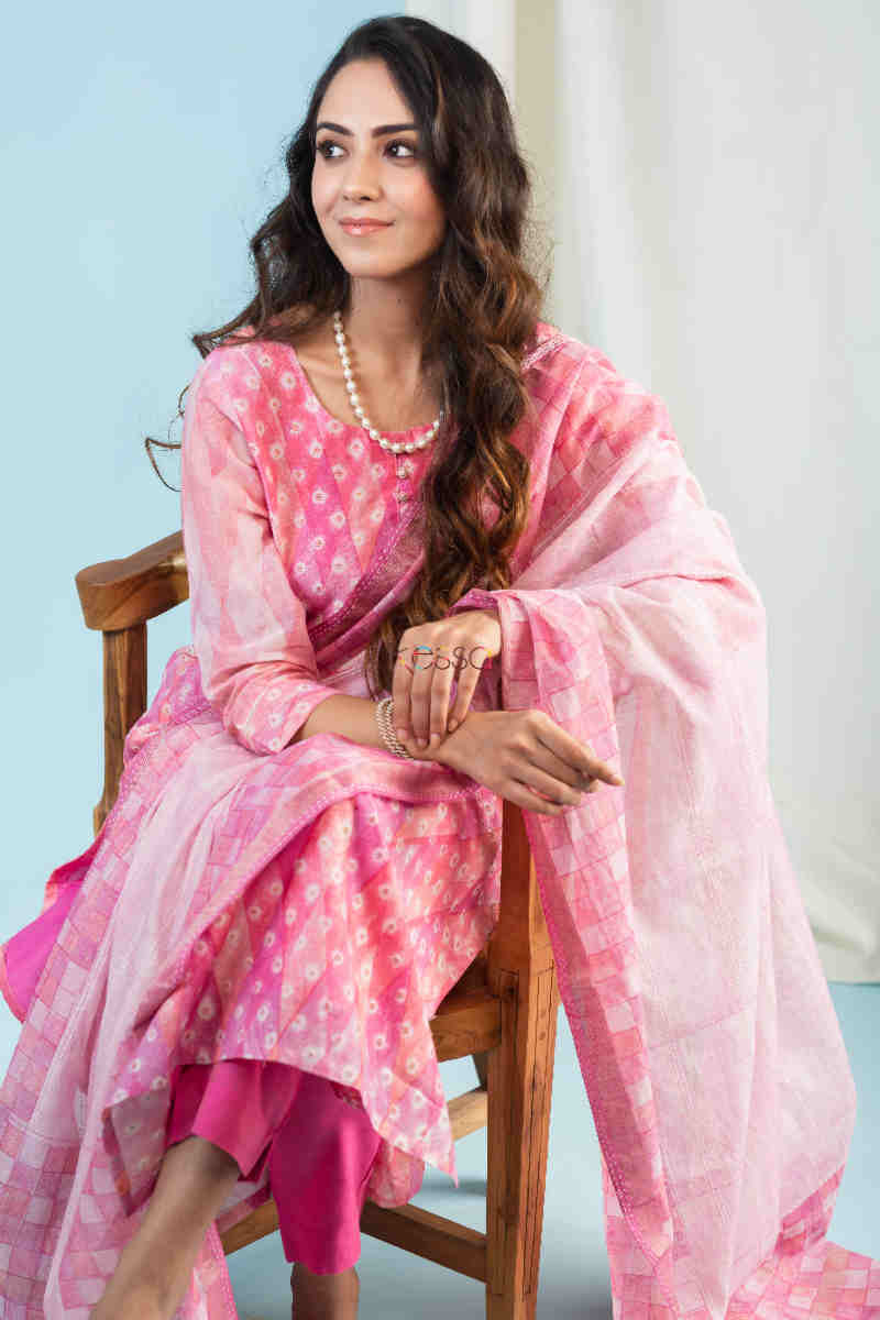 Image for Kusvaa Ws883 Adrita Chanderi Kurta Dupatta Set Sitting