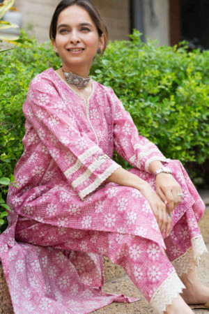 Image for Kusvaa Wsr303 Ishani Block Print Kurta Pant Set Sitting