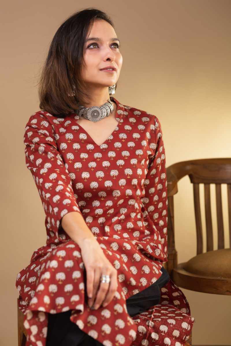 Image for Taf86 Nandika Cotton Straight Kurta Sitting New