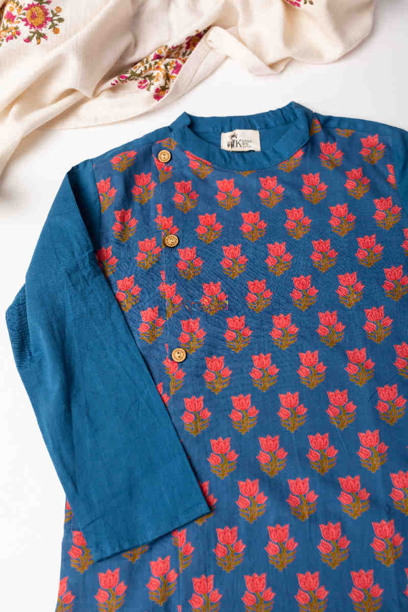 Image for Kusvaa Aj57 Avyan Cotton Kurta Look